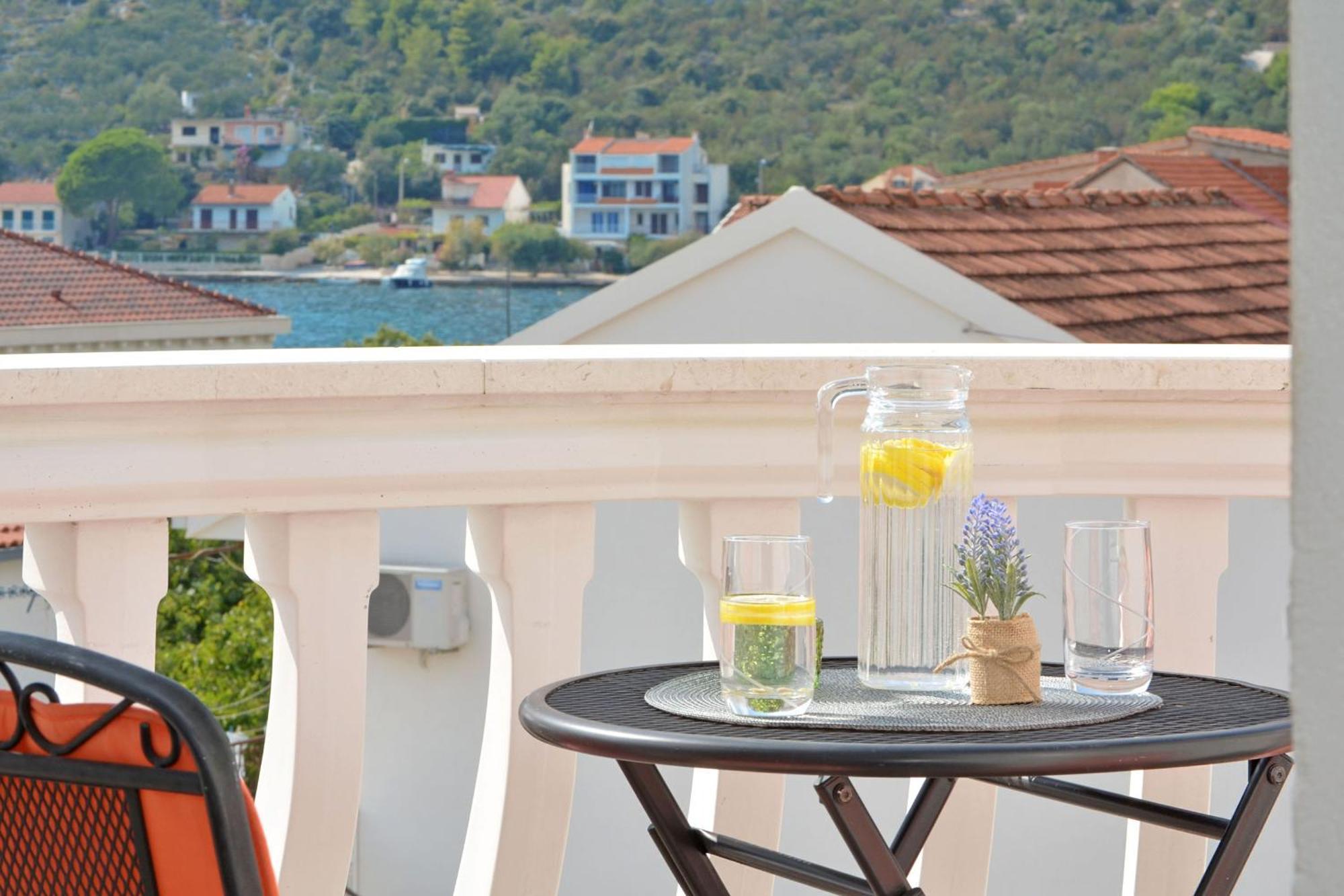 Villa Maros Marina Værelse billede
